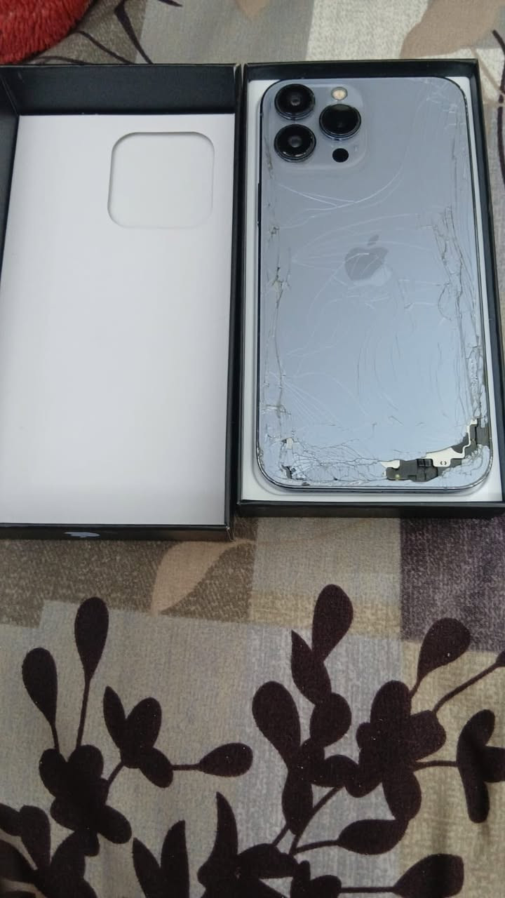 13 يرو ماكس ذاكره256 بطاريه 83
مقفول ايكلود +هاي النمش البشاشه لباقي كله شغال
سعره 250


**إذا كنت صاحب هذا الإعلان وتريد حذفه لأي سبب، رجاءا أرسل رسالة إلى الدعم الفني**