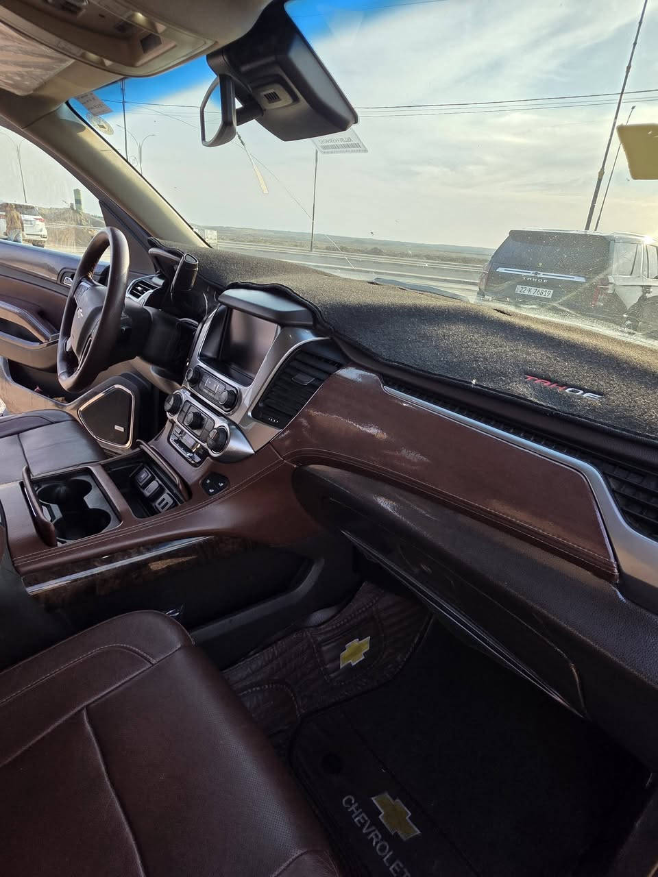 السلام عليكم
للبيع تاهو موديل 2016
الفئه LTZ
وارد خليجي وكاله 
ماشية 162  كم 
مواصفات 
.داتاشو 
ثلاجة
.حساسات امامي خلفي  
.تحديد مسار 
.كامره خلفيه 
.كشنات جلد 
.قاصة
.تحكمات ستيرن 
.كراسي كهرباء 
.لد نهاري 
.لايت زنون
وبعد هواي بيهة مواصفات 
رقم سياره اربيل 
انكليزي 

مكان سياره /الانبار قضاء عامرية الصمود
السعر 40000$

الرقم/***********
