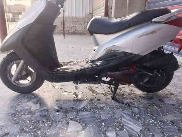 السلام عليكم دراجه بريز دراجه شغاله وشلعتهه حلوه للبيع كفراته بلادي مختمهه من طول لطول سعر500وبيه مجال بصيط رقمي *********** العنوان بغداد الفضيليه
