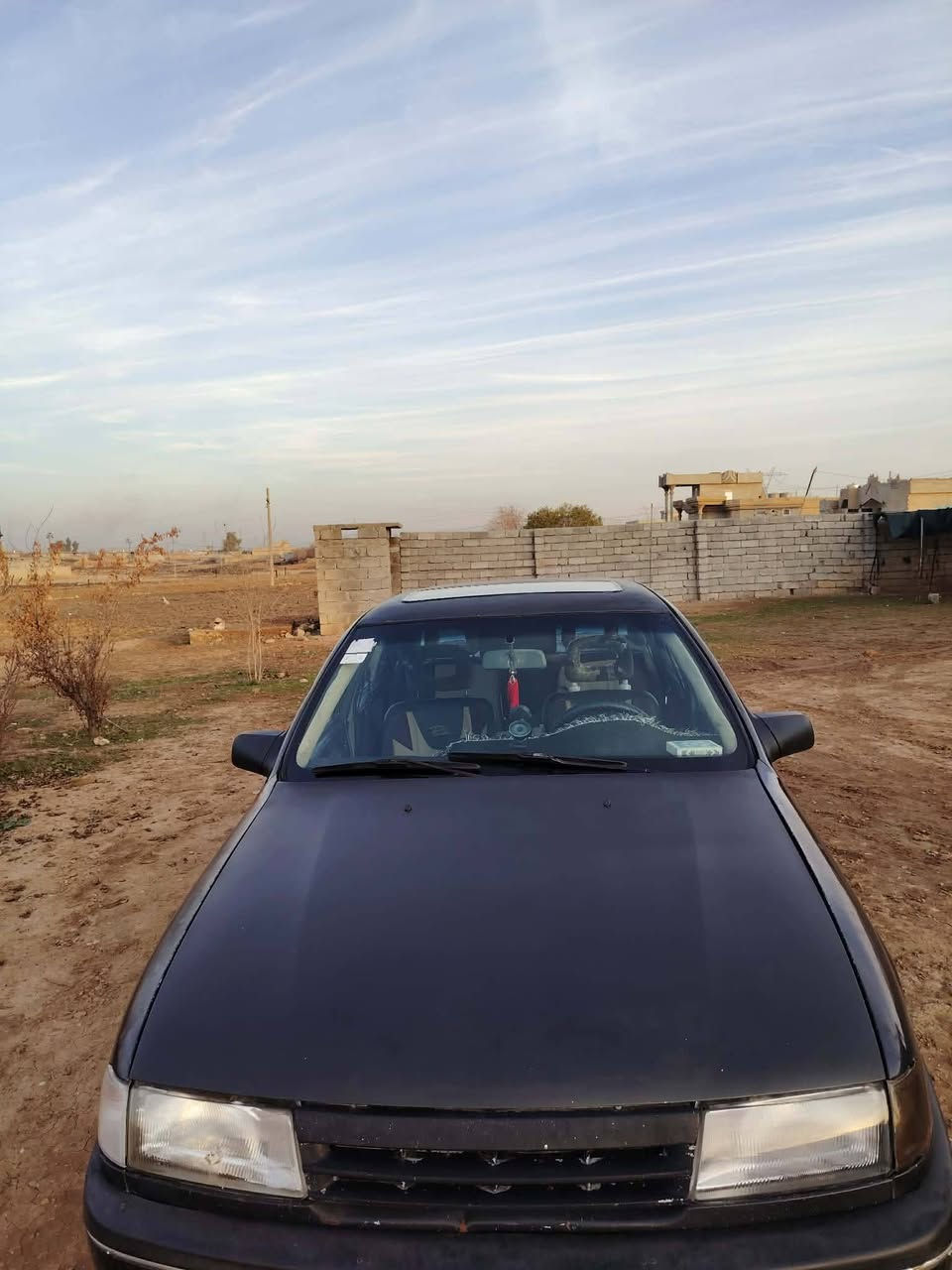 أوبل فكترا حجم 20 موديل93 كاربون بانزين محرك كير شرط السياره صاعده هزه  رقم اخظر رقم الموبايل *********** موجود وتساب 👍العنوان الموصل الكسك
