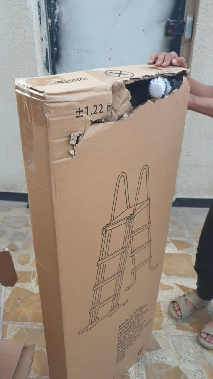 الجو هذا 🥵 مال هيج مسبح بالبيت 🥶😍
مسبح نضيف ( استخدام سنه كامله )

الطول: 4 مترات
العرض: 2 متر
الارتفاع: 1.22 متر

مع المنفاخ ماله حجم كبير، والدرج الخاص بي، كما موضح بالصور

ليفيده يراسلني خاص نتفق على السعر، ما عندي سعر ببالي لكن ما اريد واحد يكسر بي جزاكم الله خيرا


**إذا كنت صاحب هذا الإعلان وتريد حذفه لأي سبب، رجاءا أرسل رسالة إلى الدعم الفني**