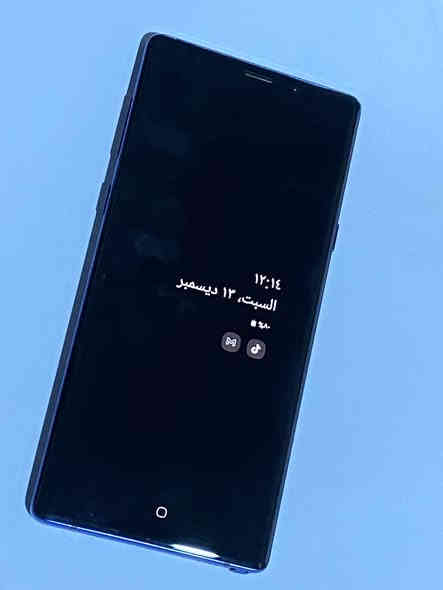 السلام عليكم جالاكسي نوت ٩ جهاز مكفول اي خليل ذاكره ١٢٨ فول نضافه  شرق أوسط. ويا شاحنه شحنا اصليه واكفر  ملا حضه بس بيت سيم كارت اسود مونيلي   عنوان النجف  حي النداء عمود ٦٧  رقم ***********.  السعر ٢٠٠ الف  او مراوس ايفون اكس ماكس
