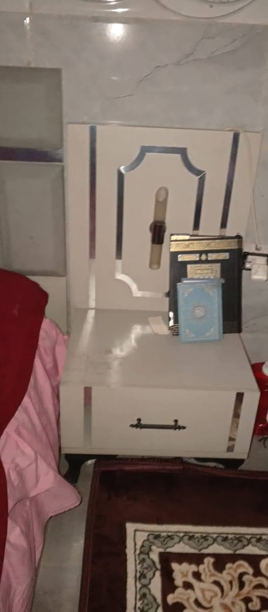 السلام عليكم 
مكلفه بالنشر رجاءآ لحد يعلق أو يراسل خاص الاسعار مكتوبه داخل الصور نهايه السعر  الشراي فقط يتصل ع هذا الرقم 
***********
