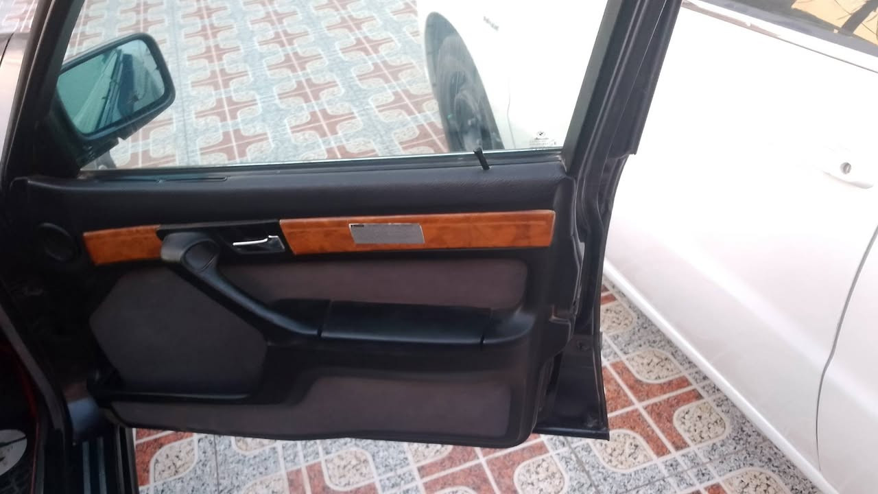 السلام عليكم
735
سياره نيضفه 
مكينه نظيفه وكير جديد
حداديه امامي خلفي كله جديد
رقم دهوك
السنويه 
صاقطه 2020
تبريد شغال
تخم تاير جديد 
السعر 54 وبيه مجال
 السياره مالت جناي 
مكان السياره الديوانيه
*********** مامتواجد ع نت
