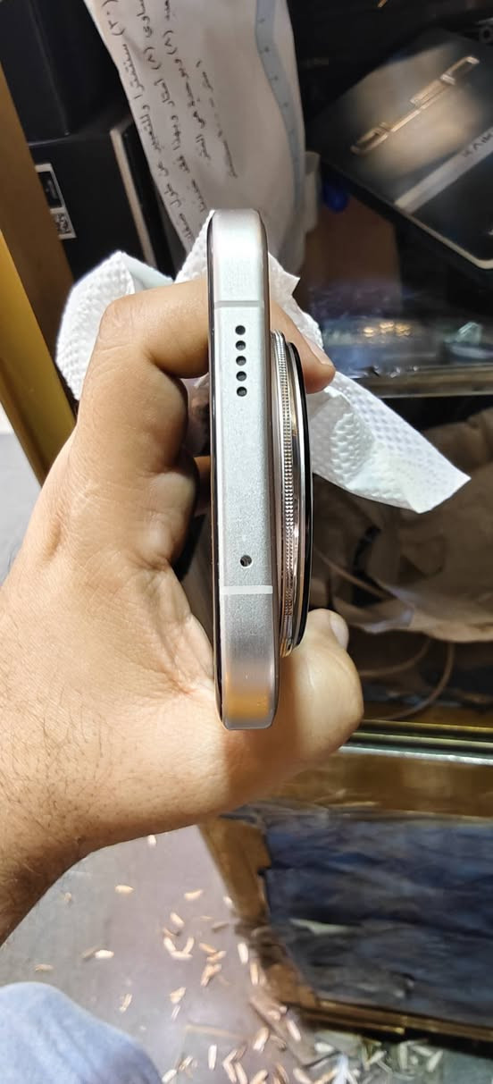 هونر ماجك 8 برو
ذاكره 512 شرق أوسط 
كامل ملحقات مكفول من التصليح 
السعر مليون و 100 مكاني ناصريه مركز


**إذا كنت صاحب هذا الإعلان وتريد حذفه لأي سبب، رجاءا أرسل رسالة إلى الدعم الفني**