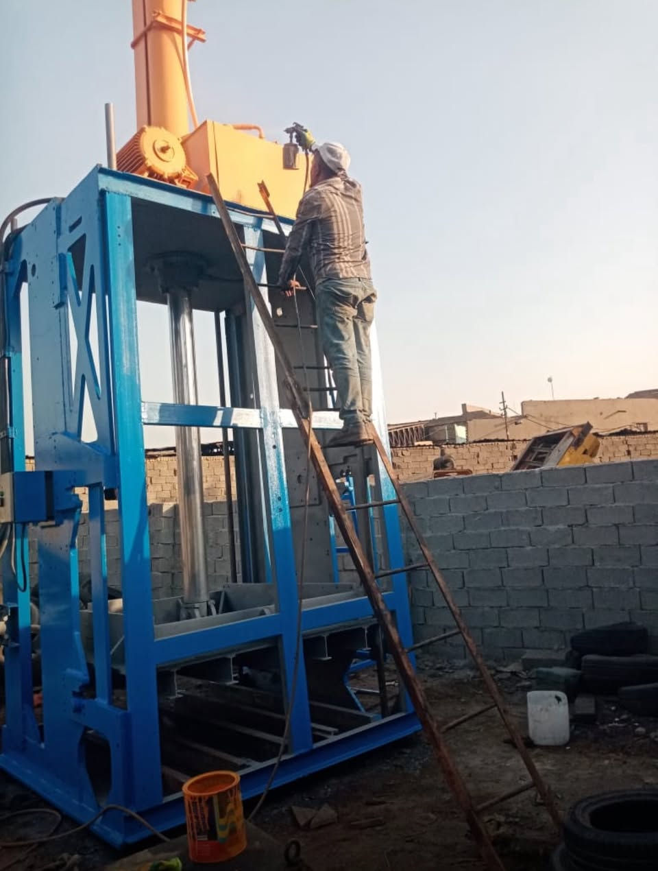 ‏مكبس طيارات ‏رقم الهاتف ￼ ‭0788 172 0008‬ ￼
