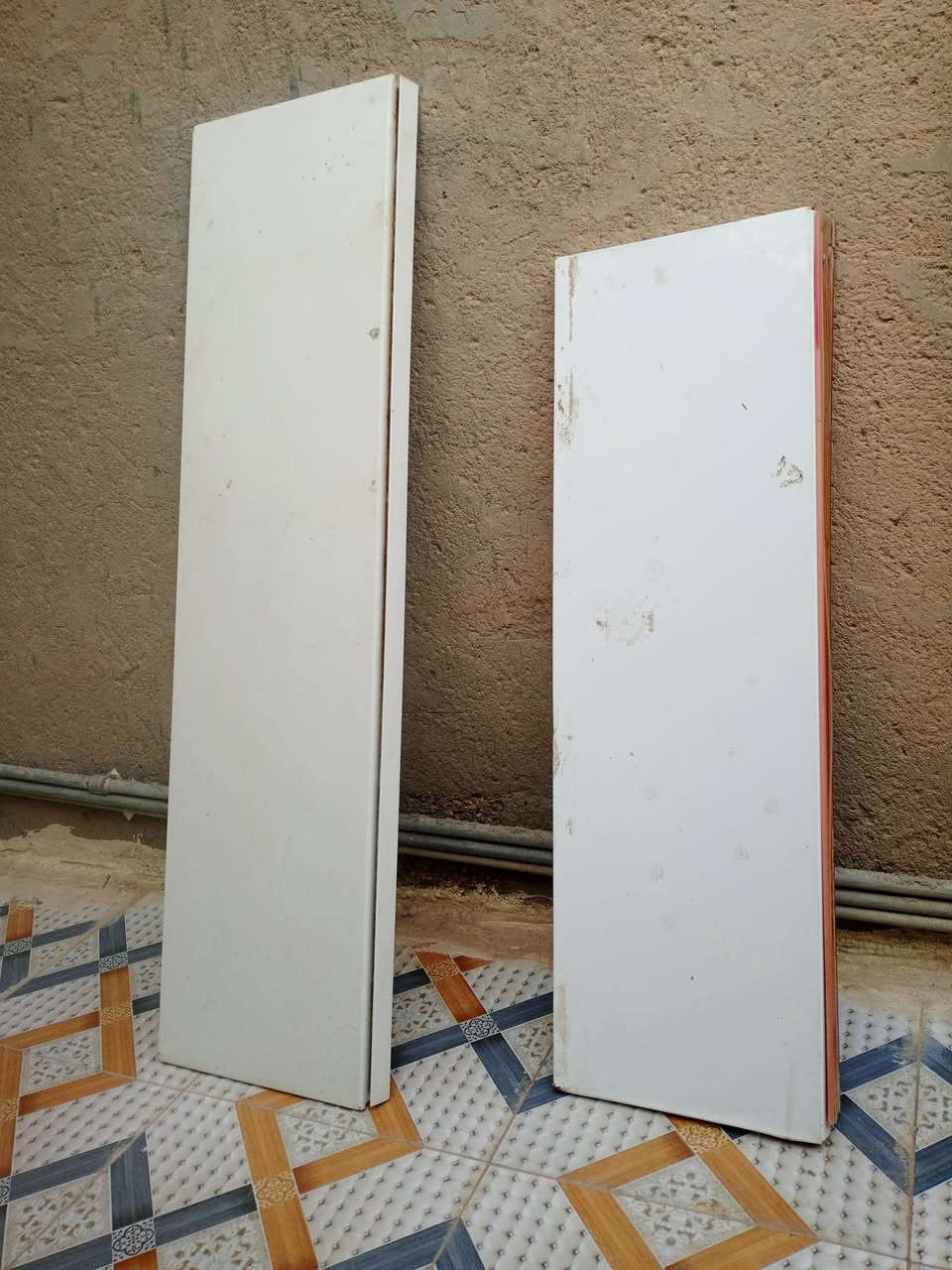 السلام عليكم عندي رفوف للبيع عدد 32 
رفوف تركي درجه اوله 
***********
