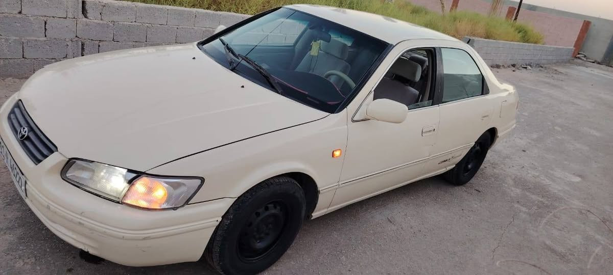 للبيع او مراوس كامري موديل ١٩٩٨ باسمي رقم انكليزي بغداد خليجي جاهزه مكينه كير حدادية مضبوغ عام أثر جراد.
السعر٦٥ وبيها مجال *********** مكان السيارة كربلاء باب بغداد
