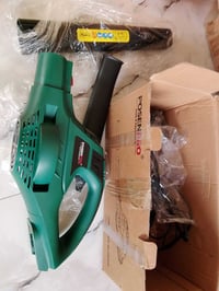 منفاخ شحن • بطاريات • شاحن