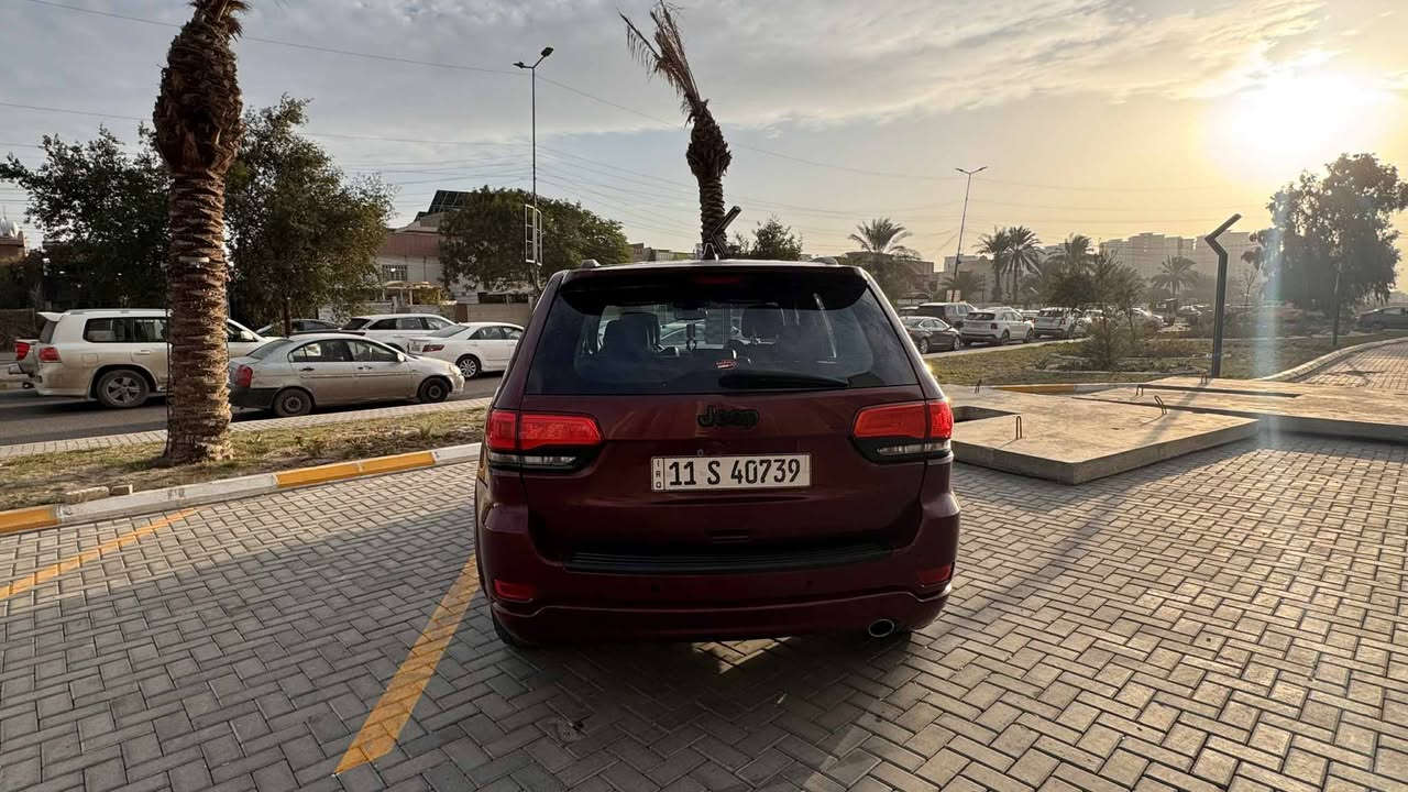 جيب جراند شيروكي موديل 19 لمدد
وارد امريكا حادثها خلفي موضح بالصورة ماشيه ١١٩ كيلومتر السياره فول مواصفات بدون فتحه محرك 6 سلنتدر محركه يعمل على البنزين العادي مبدل بساتم مال 15 السياره بيها صبغ مقدار الحادث تقريبا ٥ قطع ابيع صبغ احزام السياره بدون نقصل من محرك وكير وصدر وإطارات رقمها بغداد موجوده بغداد السعر 170 وإذا امراوس بسياره كوري نفس سعرها أو اقل


**إذا كنت صاحب هذا الإعلان وتريد حذفه لأي سبب، رجاءا أرسل رسالة إلى الدعم الفني**