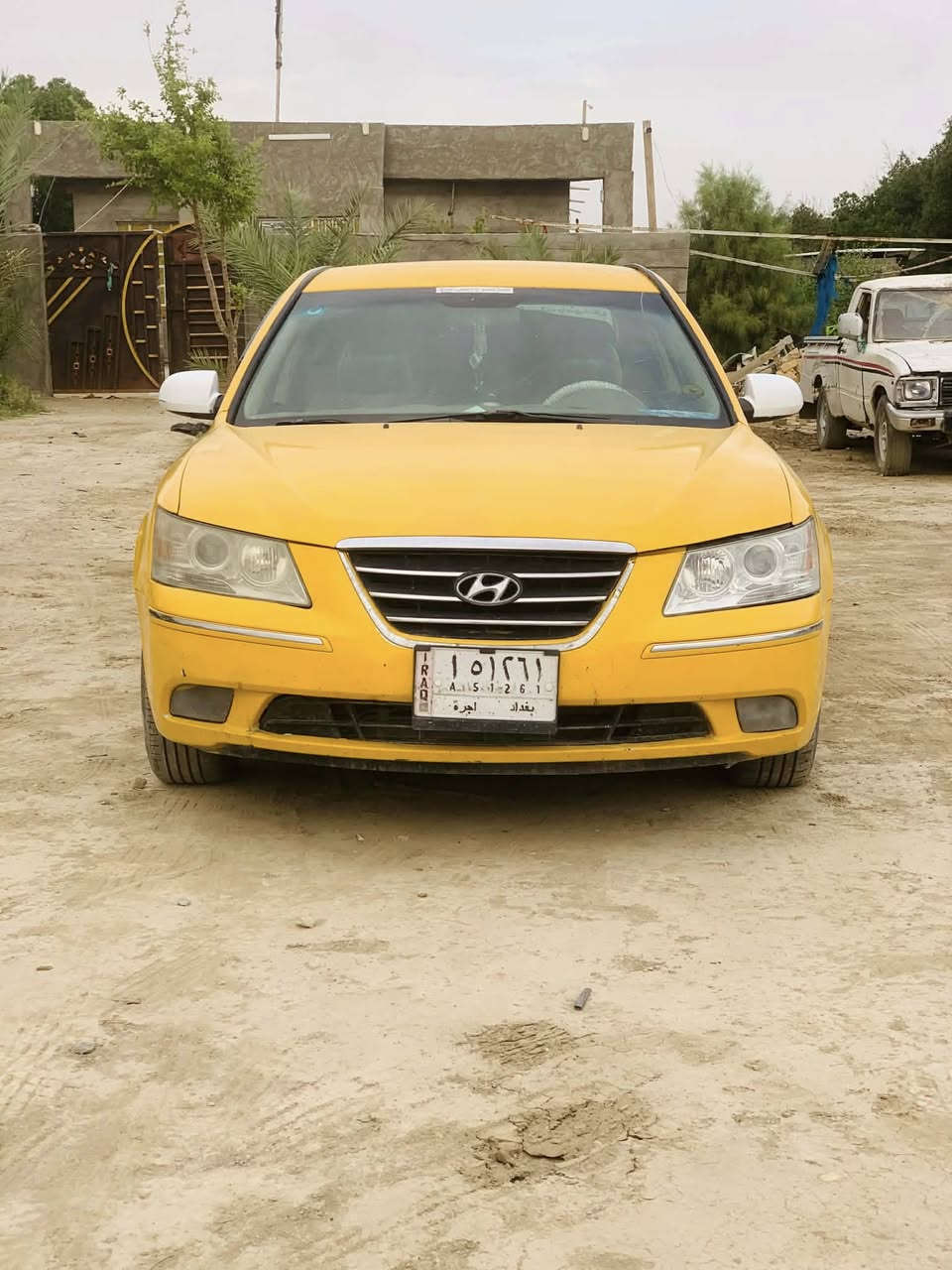 السلام عليكم 
سوناتا موديل ٢٠٠٩  امريكي 
رقم بغداد  مشروع وطني سنويه لل٢٠٢٩ 
مكينه 2400 شرط ✅
وكير شرط ✅
حداديه جديده ✅
تخم تاير جديد  بيها باب مبدل مالت السايق 
شاشه اندرويد 🔊
تبريد ثلج ❄️

للاستفسار :-***********
العنوان :-الديوانيه الحمزه الشرقي
السعر :-٧٨وبيها مجال
