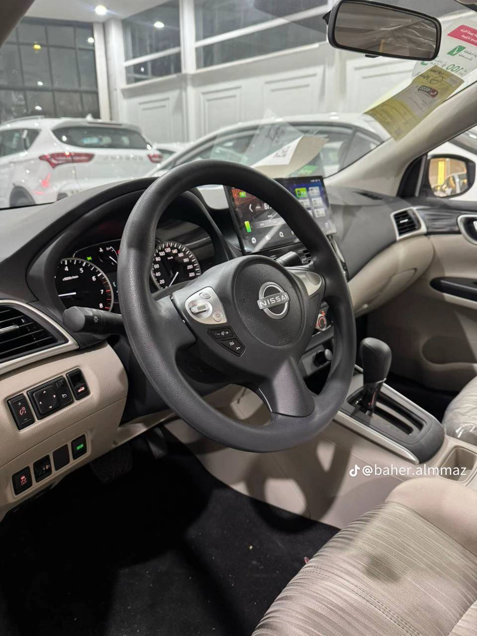 نيسان سنترا موديل 2025 ضمان شركه السور ١٠٠ الف او ٣سنوات 
زيرو داخل عسلي 

شاشه ابل كار بلي 

فتحه 

كامره 

جامات كهرب 

تبريد خلفي 

بكلايت لد 

تحكم ستيرن 

السعر 143 وبيها مجال
 مع اللوحات نينوى  

***********
