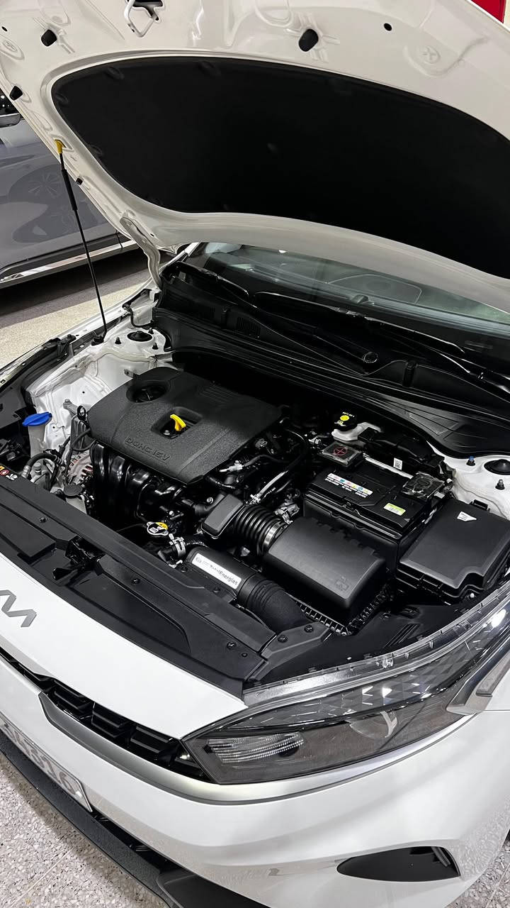 السلام عليكم
سيراتو 2024 الدوليه ام الضمان 
✈️مكينه 2000 دوش 
✈️فتحه 
✈️حساس خلفي 
✈️ داخل ابيض المرغوب 
✈️مرقم بغداد وباسمي 
✔️مكفوله من صبغ وبارد وتبديل وفتح كفاله عامه 
✔️مكانها بغداد ***********
