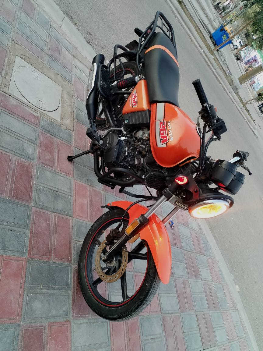 سلام عليكم دايون نفخ مديل 2021 طالعه ب 2022  اوراق اصوليه اصوليه كامله بسمي شرط الترقيم  
 محرك 200سيسي المرغوب❗تايرات جدد 💯 جوبلس ستوني شادهن محرك نضيف شلعه ومعدل شرط الكفاله  كهربائيات كلهة شغاله اشاير لايتات كله شغال بيهة لايت زنون زنجيل جديد الدراجه كلهة جديدة وبل واقع احله من الصور مكان كربلاء حي السلام   السعر مليون و150 وبيهة مجال للطيبين
***********  بي وتساب كربلاء, العراق
