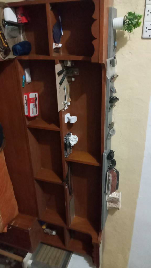 سلام عليكم 
غرفة صاج طابق واحد مع ٤ قطع 
مستعمل السعر ٢٨٠ بيها مجال الشراي خاص


**إذا كنت صاحب هذا الإعلان وتريد حذفه لأي سبب، رجاءا أرسل رسالة إلى الدعم الفني**