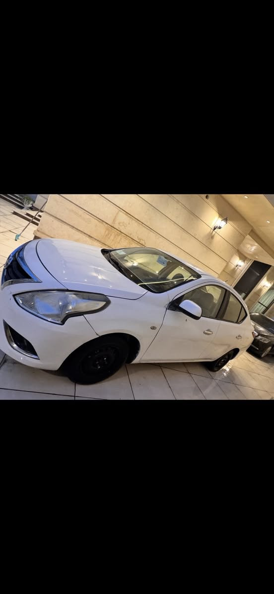 السلام عليكم  هنديه موديل 2019. كير محرك تبريد مكفول   السونار موجود بل صور   مكاني المنصور سعره 105  
***********
