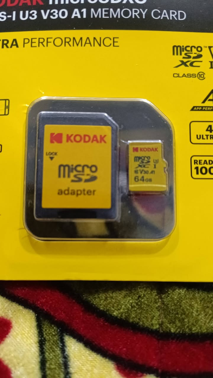 ميموريات وفلاش للبيع شلعة ومفرد ماركات معروفة
للاستفسار الاتصال على الرقم التالي 
*********** وتساب وماسنجر
