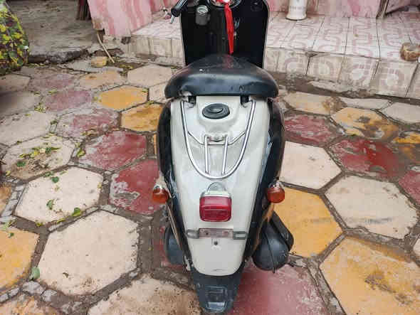 دراجه مصريه جاهزة من كلشي اي نقص ماكو تعال شغل وطلع تراي وين ما تريد سعر 375. رقم    ***********
