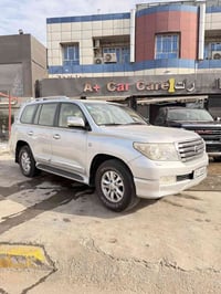 للبيع  او مراوس  لاندكروز 2011 ستينيه  لون سلفر رقم بغداد بسمي  سياره ...