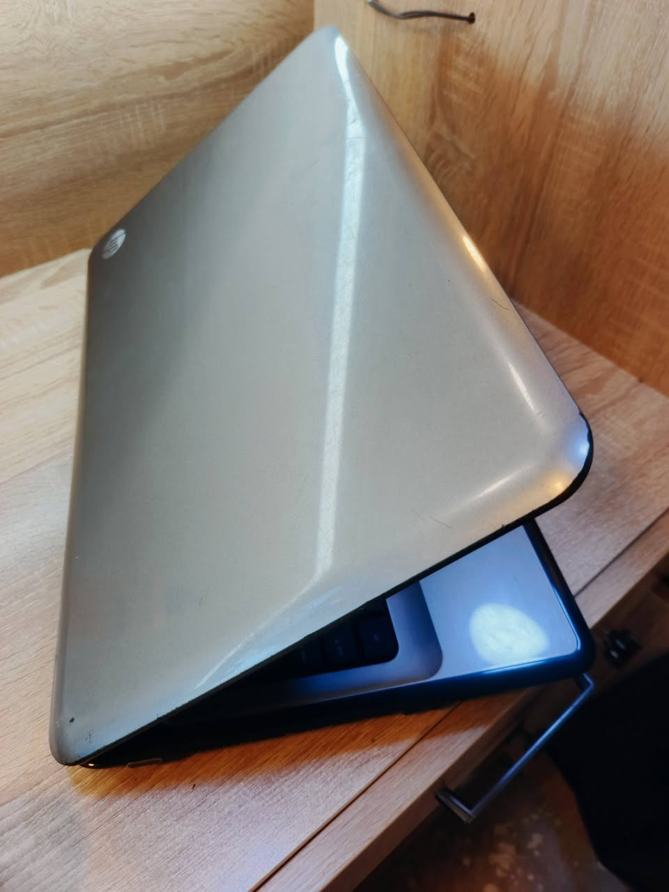 سلام عليكم لابتوب HP حجم كبير للبيع ( ٩٠ الف)
معالج i3-2350M
رام 8GB 
ذاكرة 500GB 
نظافه ٨٠ ٪
بطارية شغالة مدة التشغيل ٣ ساعات 
عنوان بغداد المحمودية
 يوجد توصيل


**إذا كنت صاحب هذا الإعلان وتريد حذفه لأي سبب، رجاءا أرسل رسالة إلى الدعم الفني**