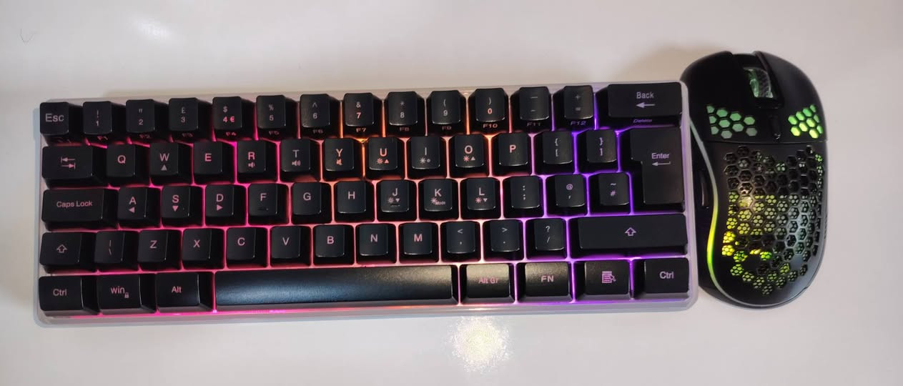 كيبورد ميكانيكي ريتندر 60%
السلام عليكم كيبورد ميكانيك ريدتندر واير ليس الوان RGP
شحن وشحنه يطول هواي مع الماوس 
قيمو بالي يرضي الله مكاني بغداد وعدي توصيل


**إذا كنت صاحب هذا الإعلان وتريد حذفه لأي سبب، رجاءا أرسل رسالة إلى الدعم الفني**