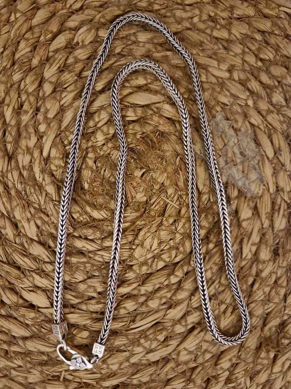 مجموعه زناجيل نضيف جدا اوزان مختلفه للاستفسار مراسله الصفحه ***********
