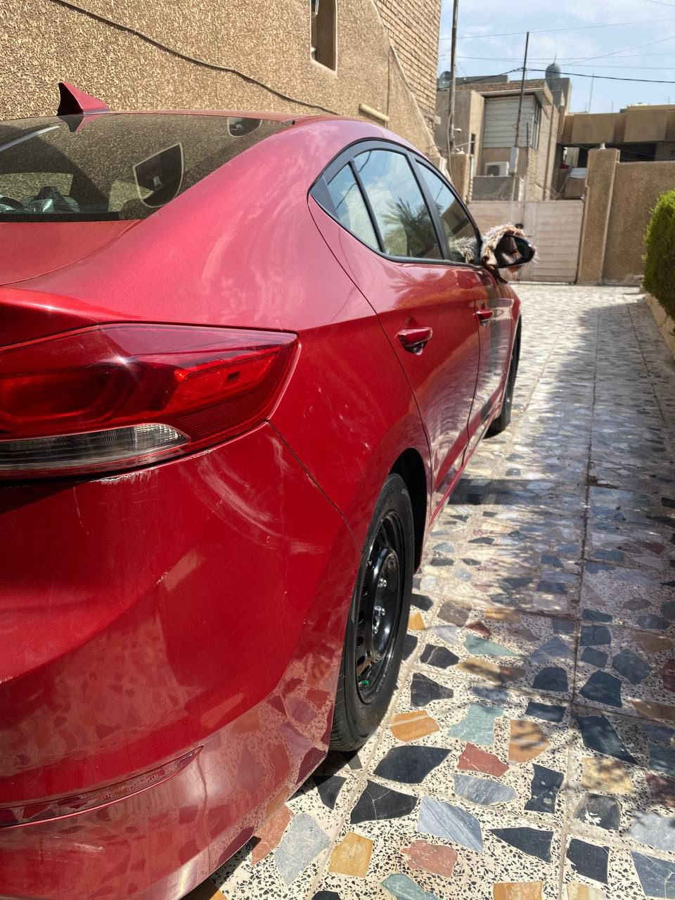 موديل 17وارد أمريكي حادث امريكا ربع قبق جنطه بل عراق فقط نص بابين بيهه بدون فتح بدون تبديل سعر 123مكان سياره بغداد كماليه ***********
