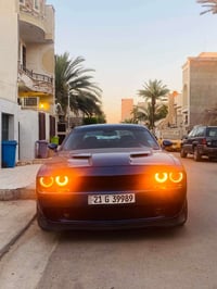 دودج تشالنجر SXT • تشالنجر 2020 • سيارة دودج • شاشة وسط • تحكم ستيرن •...
