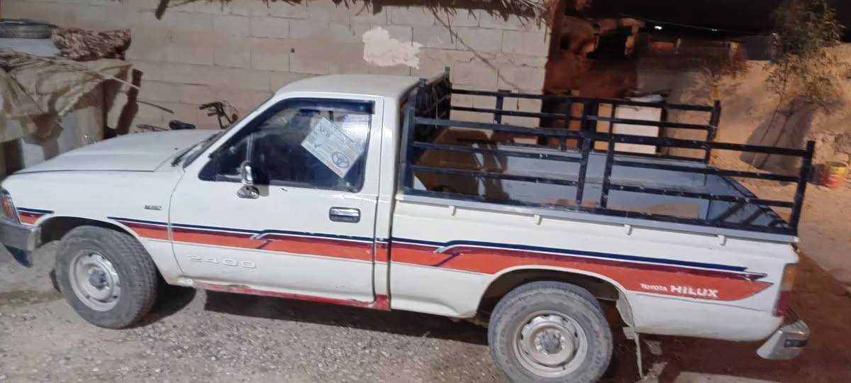 سلام عليكم ورحمه الله سياره بيكم 90 رقم كركوك نكليزي سياره محرك كروسيده 5كير تخم تياير صدر جديد كهربائيات كله شغاله باتري جديد سياره جاهزه كير محرك شاصي بل شرط مكاني ديالى قضاء قرتبه سعر 55 وبيهه مجال رقم الهاتف ***********
