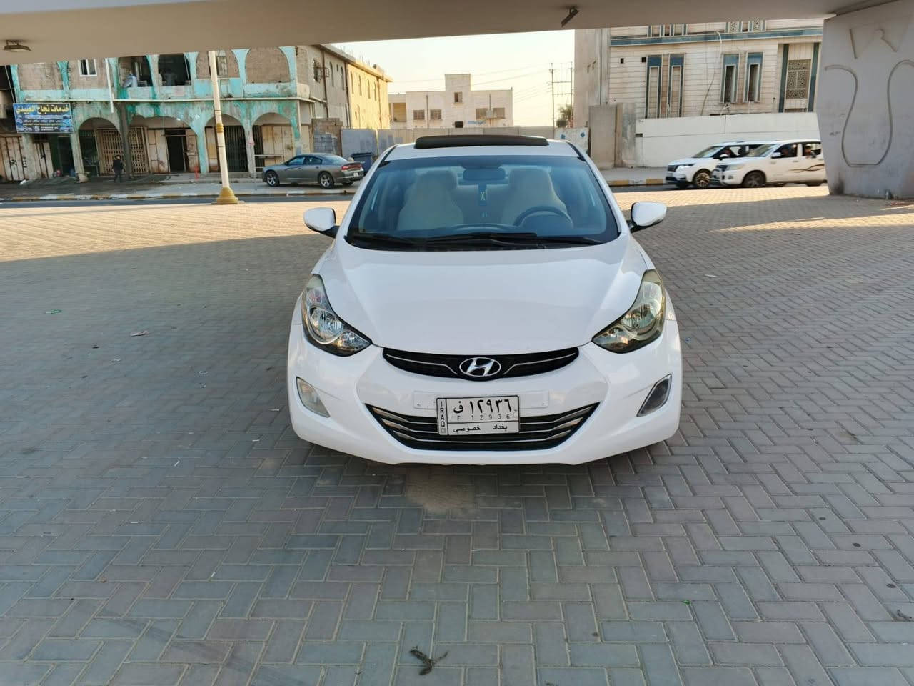 السلام  عليكم  . الانترا  2012 فول موصفات  1/1 بصمة  فتحه  
محرك 1800 سيارة  بدون صبغ تعديل بارد  فقط  العنوان  صلاح الدين  تكريت  السعر  (112$)  الاستفسار  على 
***********  ◇حسام
