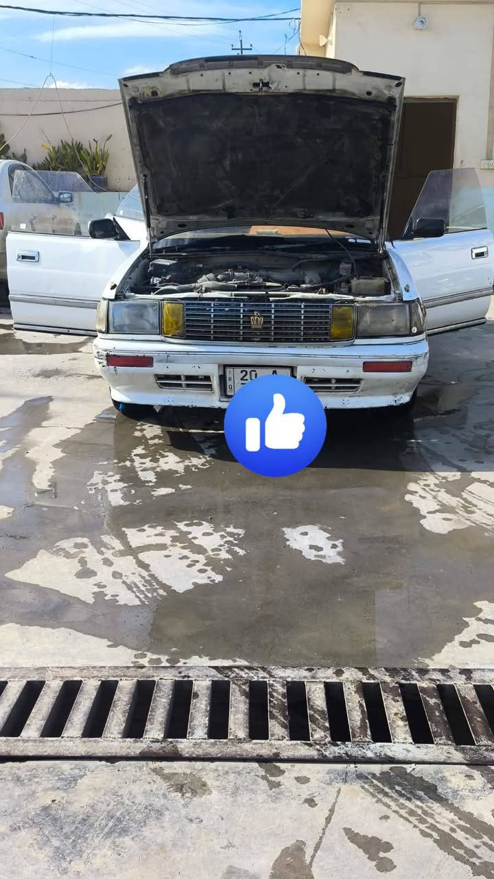 هارتوب موديل 1990 كير ومحرك بطه 2500 جدد حداده ستوني شادهن كهربائيات كلها شغاله دواخل نضيف  منضومه بريك جديده رقم    تحويل مباشر مكفول كص ونقل جثه 
العنوان ديالي
السعر 42 وبي مجال(***********)
