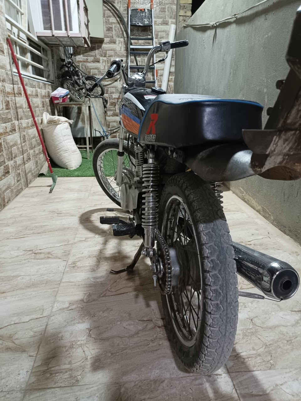 سلام عليكم نامه للبيع
اوراق سكنر مكينه شلامجه اصلي موديل23
ولشاصي 21بيها لاستيك ولف فقط دراجه شلعه  ومعدل تخبل مكينه صافيه ماملعوب بيهه مكاني حله  رقمي ***********
