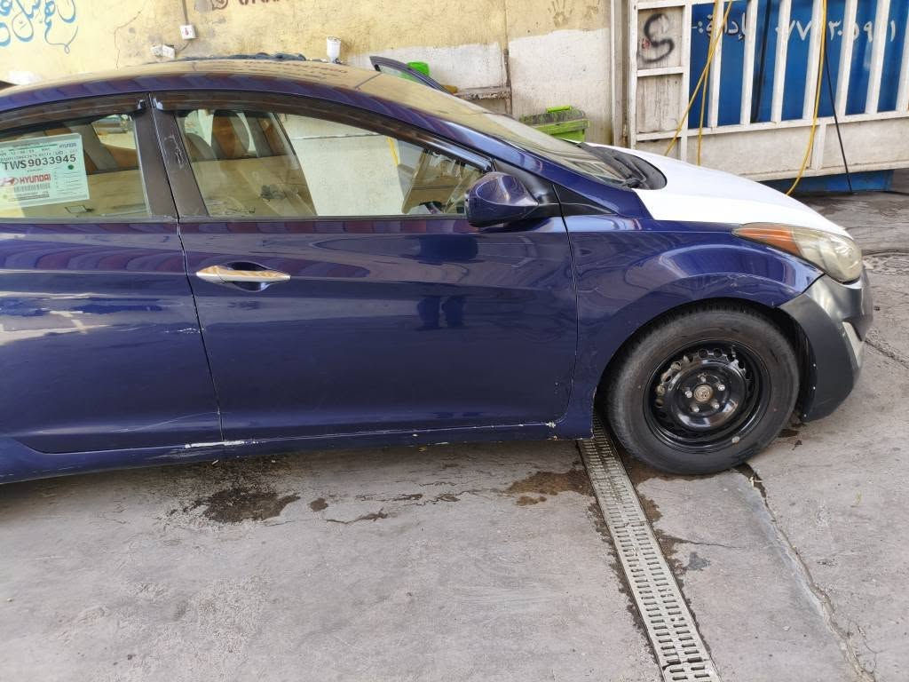امريكي قطعه حادث اميركا بدون دواخل
وهنا صار بيها رش 3 قطع
مكينة مبدلها جديد 
كير+تبريد+حدادية جاهزة وجديدة
تخم تاير بيها 
غرفتها نظيفة كلش
سنوية لل 2030 تحويل مباشر 
مكانها بغداد الكرخ 
ب85 وبيها مجال
عجبتك خابرني وماقصر وياك شفتها غالية اعبرها وفدوتك السيارة مال جناي مو بياع شراي
*********** بغداد, العراق
