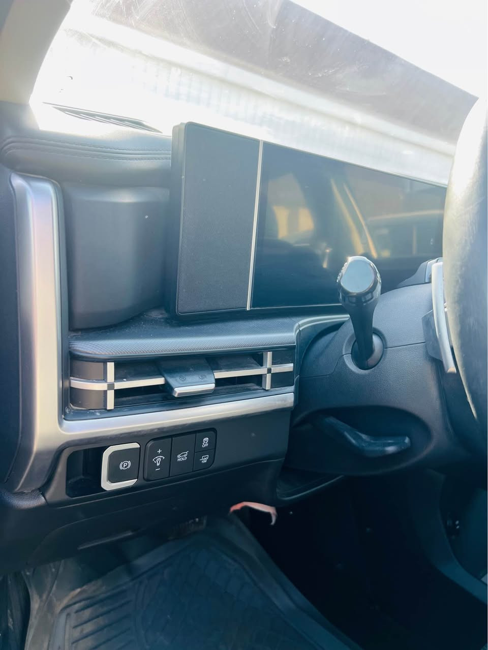 ياالله

السلام عليكم سنتافيا 2024لمتد اوتبارك وارد امريكي

           الون : ( رصاصي غير محدد  )

   المسافه المقطوعه : 7000 ميل 

الضرر : صبغ نص بنيد فقط و  ىجاملغ يسار نصف صبغ بدون دواخل  

الايرباك : دركه + برده

حجم المكينه : 2500 توربو  

#مواصفات  

1. شاشه

2. كيجات دجيتل

3.كامرات 360

4.فتحه 

5. بصمه 

6.تشغيل عن بعد

7. رادارات 360

8. ايقاف ذاتي

9. ويل كب

10.بكلايت لد 

11.اشاير بالمري

12. هيترات بالكشنات خلفي امامي

13. تحديد مسار

14. نظام ايكو +سبورت + سمارت

15. هند بريك بصمه

16. اوتو هولد

17. لايتات زنون عدسه عالي ناصي

18. رادار امامي

19. صندوك كهرباء 

20. صندوك ذكي يفتح عند الاقتراب

21. قطعتين تبريد 

22. شفتات بالاستيرن

23.برادات خلفيه

24. حساسات خلفي امامي

25. كامرات 360 درجه 

26. كشنات جلد تدفئه تبريد

27. كشنات كهرباء 

28. كشن السايق ميمري 

29. فور ويل 4x4

30.نظام هترك 

31.اوتبارك تروح وتجي بالريمونت

32.كشنات خلفي كهرباء

33.سبعه راكب

السعر :  230 سياره جديده وبنايلون 

تفاصيل اكثر هذا رقمي *********** تحياتي 

مكاني بغداد بغداد, العراق
