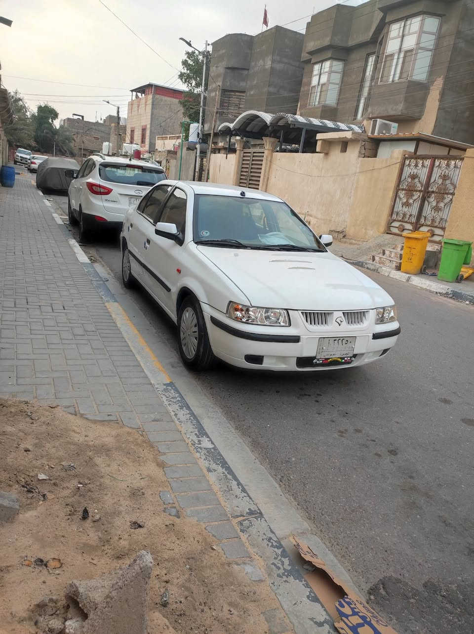 سياره سمند مديل 2013رقم بصره  السياره ملكوطه خياس بلا ضربه السياره بيها كازكيت رايدها 38ورقه وطيح من فلوسها سعر المكينه عنواني بصره القبله ***********ما متواجد بكثره عل فيس
