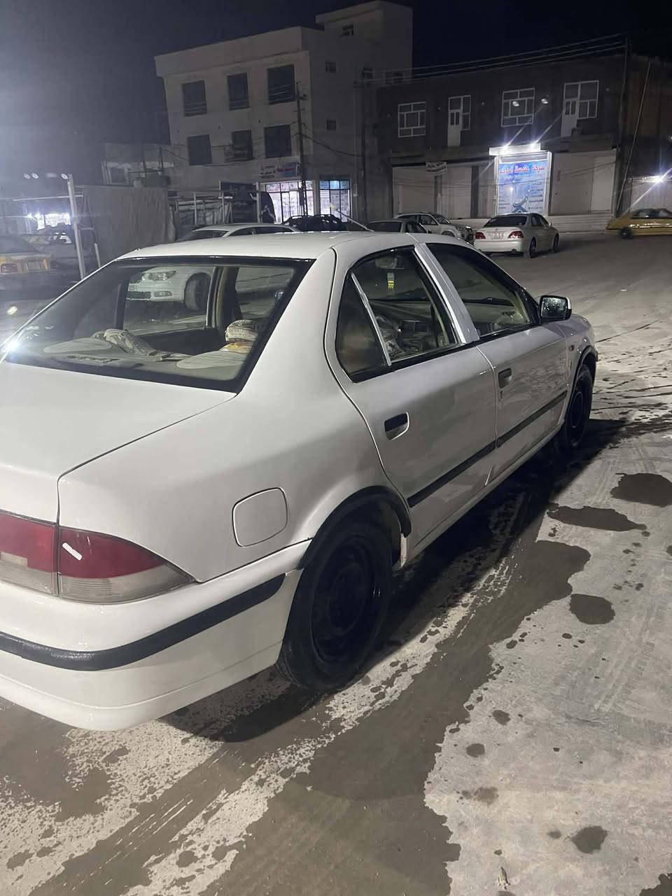 السلام عليكم سمند 2011 خصوصي رقم قادسيه كير مكينه حداديه جديده سياره مصبوغه اثر جراد تبريد شغال حلوه السياره سنويه 26  مكان السياره الديوانية مماتواجد على ‏‪***********‬‏ السعر 32 وبيها مجال
