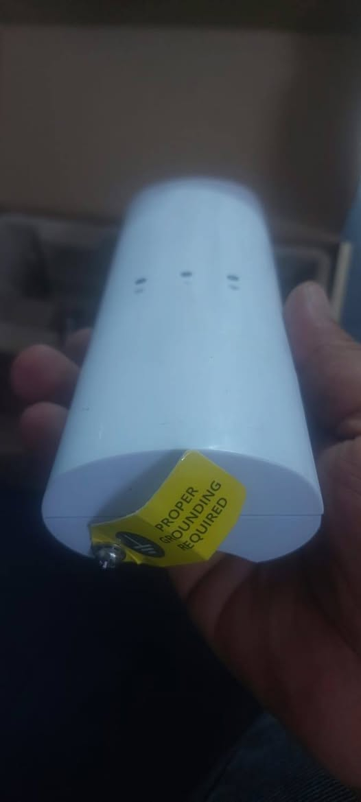 سلام وعليكم ميموسه C5C بعده جديده مستخدمه يوام واحد فقط☝بعدهن بلكراتين 
24V وضمان سبوع وتوصيل موجود جميع المحافظات 🇮🇶العراق ل تواصل رقم الهاتف ***********
