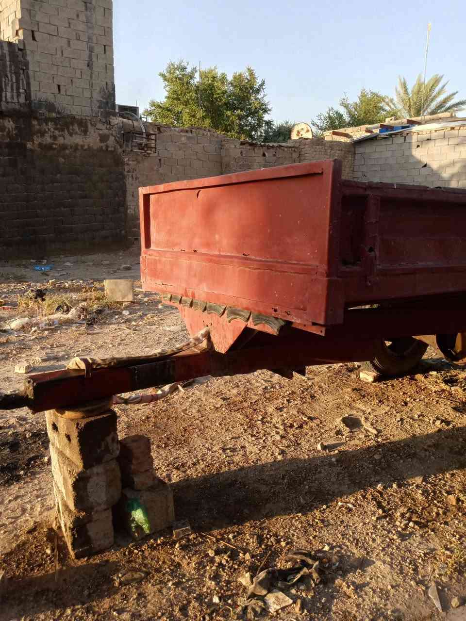 السلام عليكم عربانه جاهزة للبيع تاير 900/20 جديد رقم ***********
