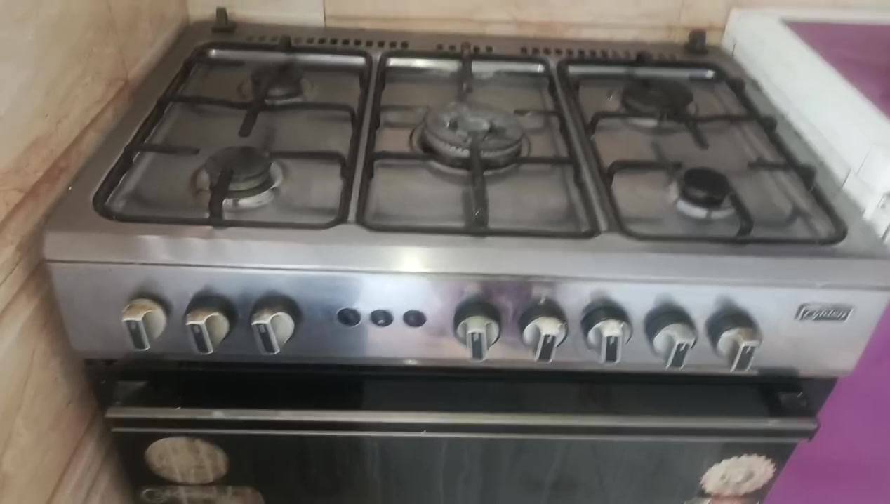 طباخ للبيع كله شغال الجامه الفوك موجوده السعر ١٥٠بي مجال بصيط


**إذا كنت صاحب هذا الإعلان وتريد حذفه لأي سبب، رجاءا أرسل رسالة إلى الدعم الفني**
