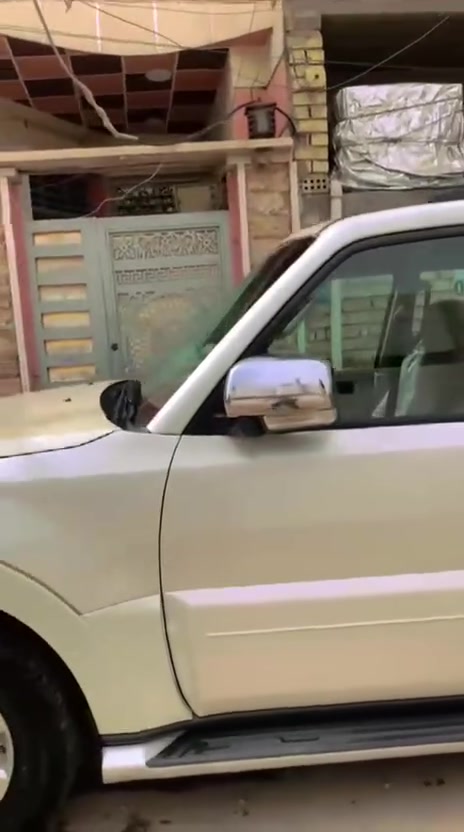 اريد مراوس بصول شرط بغداد 
بس كون جديده 
باجيرو موديل 10 حبتور كامل مواصفات أعلى فئه رقم بغداد بأسمي 
 ***********
