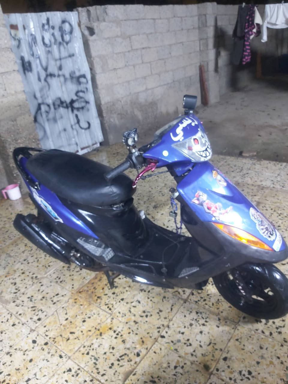 سلام عليكم
ماكس عدله بوشه 55 
شلعه ومعدل خير من الله محرك مكفول 
كهربائيات شغله صلنصه fm
سعر 375 وبيها مجال قليل 
مكان شهربان جسر مهروت 
***********
