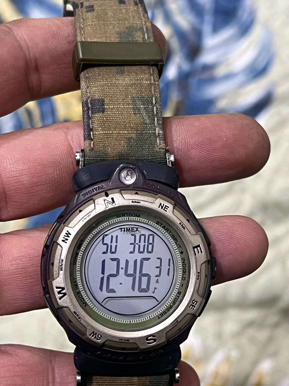 تايمكس امريكي  عسكري اصلي باله  مواصفات معروفة رنك دوار بوصله السعر 60 بغداد يوجد توصيل ***********
