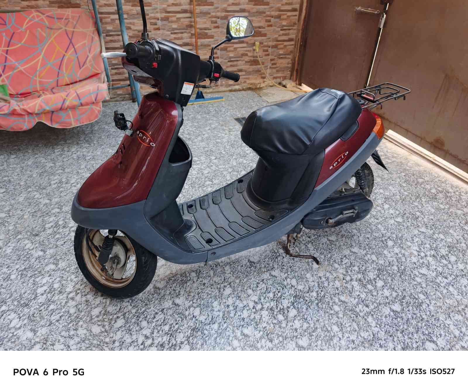 السلام عليكم
دراجة بطة موديل 2003 مفتوحة مرة وحدة بوشة وبستم بلادي  الكهربائيات كلها شغالة للأستفسار الاتصال على الرقم *********** السعر 450 الف وبيها مجال.
