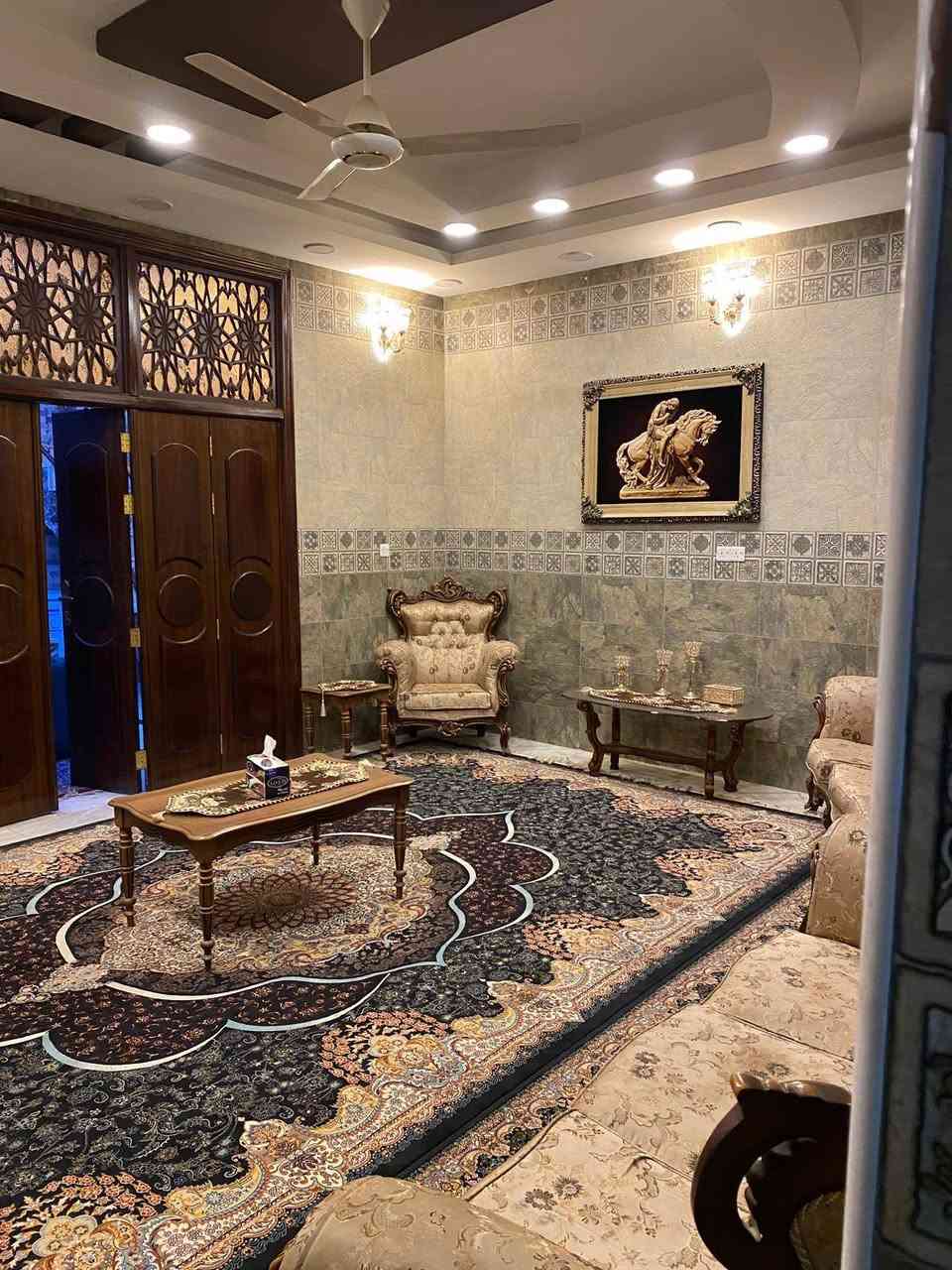 ‏‎‏دار للبيع في النجف الاشرف
حي الجامعه
مساحه الدار  ٢٠٠ م 
ي
شارع عام جامعه - وفاء
٨ غرف نوم ثلاثة طوابق نظيف جداً
السعر مناسب جداً 

‏‎  للاستفسار مراجعة مكتب العطاء للوساطه العقاريه في حي الجامعه شارع ابو حكمت مجاور باقر مول 
او الاتصال 
‏‎*********** (يتوفر واتساب)
