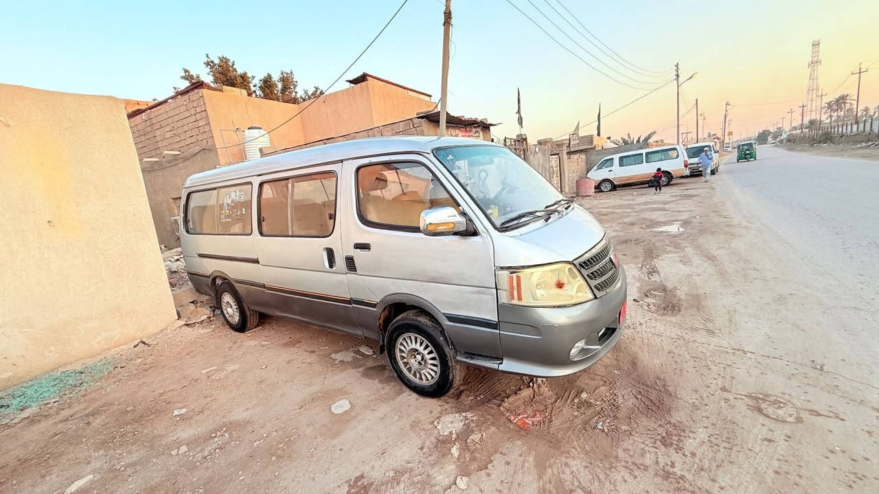 سلام عليكم فتون فراشه 2010
راعيها موجود السياره معمره تعمير كامل 
مكينهً وانجي بس تدخن 
مكان السياره بصره شط العرب 
سعرها 45 وبيها مجال 
للتواصل ع رقم الهاتف 

‭0 770 786 2361‬
