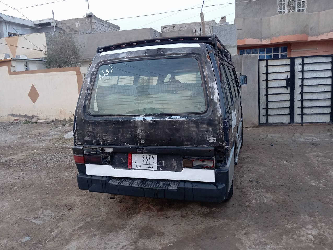 السلام عليكم كيا بستا للبيع سنويه 27شهر7كير محرك أكسل بور مكفول بم ونوزل جدد كهربائيات كامله مصفره غرامات تريد تحويل تريد وكالة مكان ديالى بعقوبة *********** السعر 30 وبيها مجال
