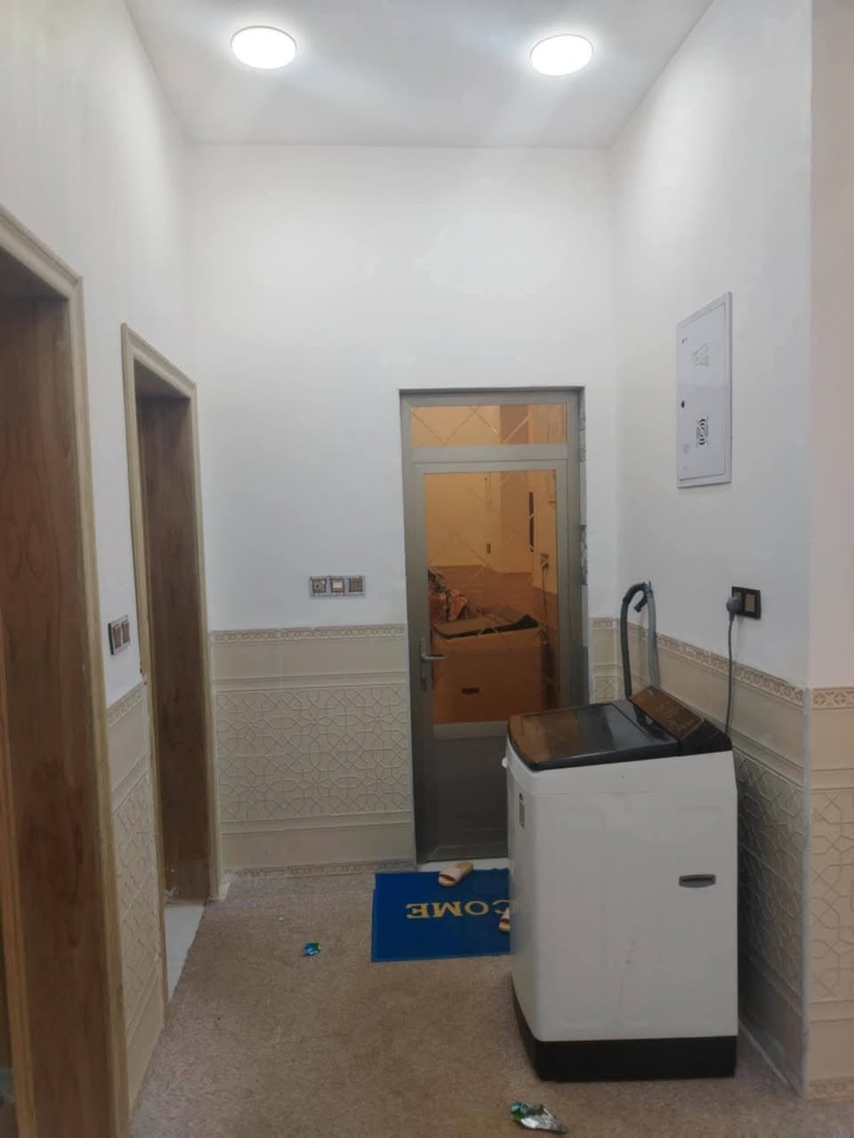 بسم الله الرحمن الرحيم
دار سكن في حي المثنى
مقابل سوك سفان كلش قريب للشارع العام 
المساحه ٢٠٠ الدار بناء ٢٤ طابق واحد مسلح
يتكون من غرفتين واستقبال وصاله ومطبخ وثلاث مجمعات صحيه وعالي عن الشارع 
ملاحظة // الدار مطلوبه الى صندوك الاسكان مبلغ وقدره ٦٦ مليون ينزل من السعر الكلي الي هوه ١٩٠ واي تفاصيل أخرى
مراجعة مكتب الاصالة للعقارات
***********
