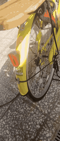 بيسكل بناتي ليبيع  حجم 26 لبيسكل نضيف. لسعر
150 وبي مجال 
موديل. 2021 لبيسكل. بدون غراضه اخليلك هدايه من يمي. بغداد لرقم ***********فقط وتساب  لبيسكل امنت الله جديد
