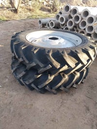 زوج تايرات خلفي  مكينة بلروس اوكراني جديد  رقم 07722493358