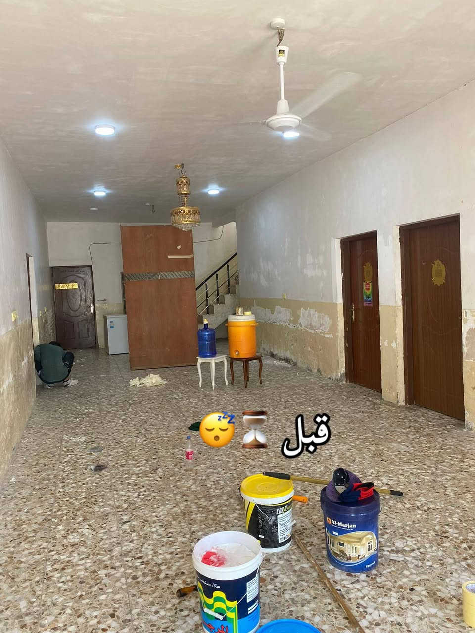 نستلم الغرفة تعبانه نرجعها جديدة اي واحد
يريد يصبغ غرفته او يحتاج
 طلس عام للغرفة و نستلم الغرفة تعبانه نرجعها جديدة اي واحد
 يريد يصبغ غرفته او يحتاج
 طلس عام للغرفة و ترجع جديدة بلباكيت  أن شاء الله
نعالج الرطوبة 
تصليح و صبغ الرقم ***********
